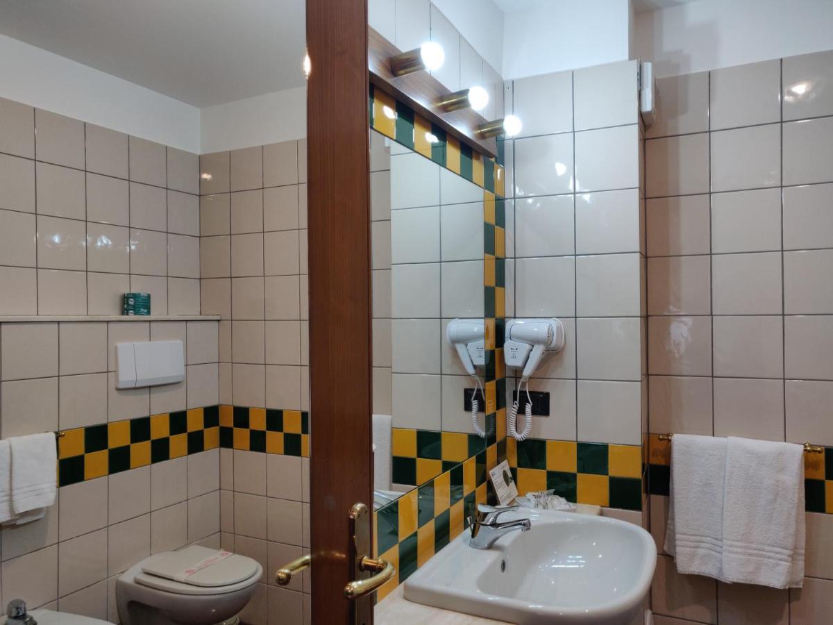 Hotel カプラコッタ（イゼルニア県） エクステリア 写真